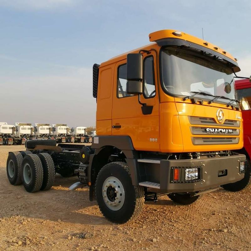 Κόκκινος SHACMAN F3000 375HP Euro V 6 τροχών έλκυσης κεφαλή 4x2 WEICHAI κινητήρα