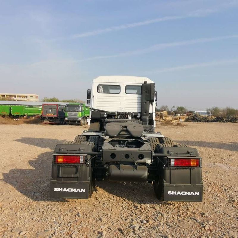 Κόκκινος SHACMAN F3000 375HP Euro V 6 τροχών έλκυσης κεφαλή 4x2 WEICHAI κινητήρα