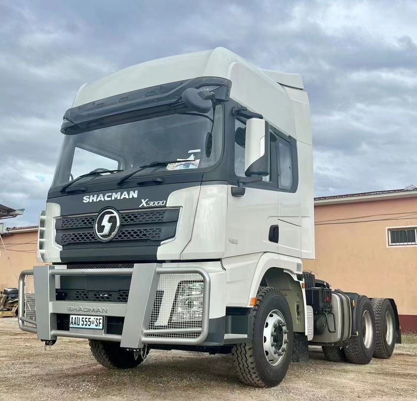 10 τροχούς 6X4 SHACMAN Τρακτικό φορτηγό X3000 SHACMAN Τρακτικό για την Τανζανία CUMMINS ISME420 Euro3 55Ton Τρακτικό φορτηγό