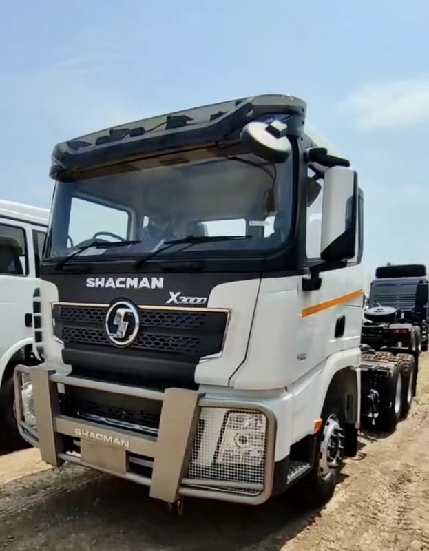 Ελκυστήρας Euro 3 10 τροχοφόροι SHACMAN 450hp X3000 6*4 Ελκυστήρας φορτηγό χρησιμοποιημένο Μεταφορές Κατασκευή